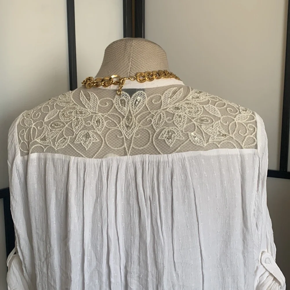 Torrid Women's White Tunic Detail Sheer Top Size 2X V797 - Picture 6 of 16